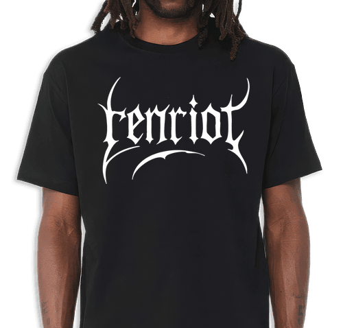 a man wearing a black t - shirt with the word reniot on it
